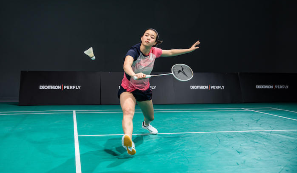 Roll of Footwork in badminton